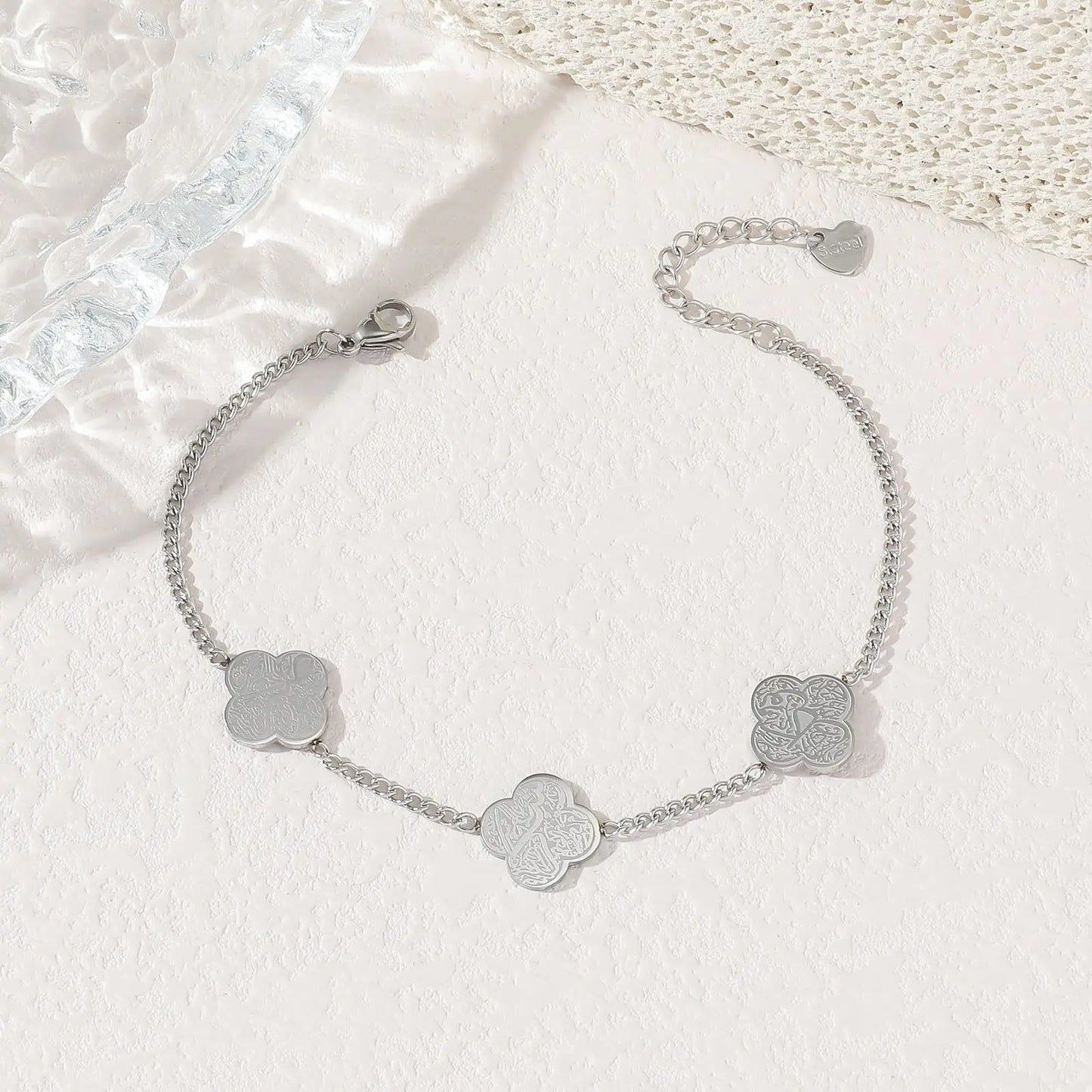 ✨ Bracelet Islamique Trio Trèfles – Gratitude • Patience • Confiance Maison Al Jawahir
