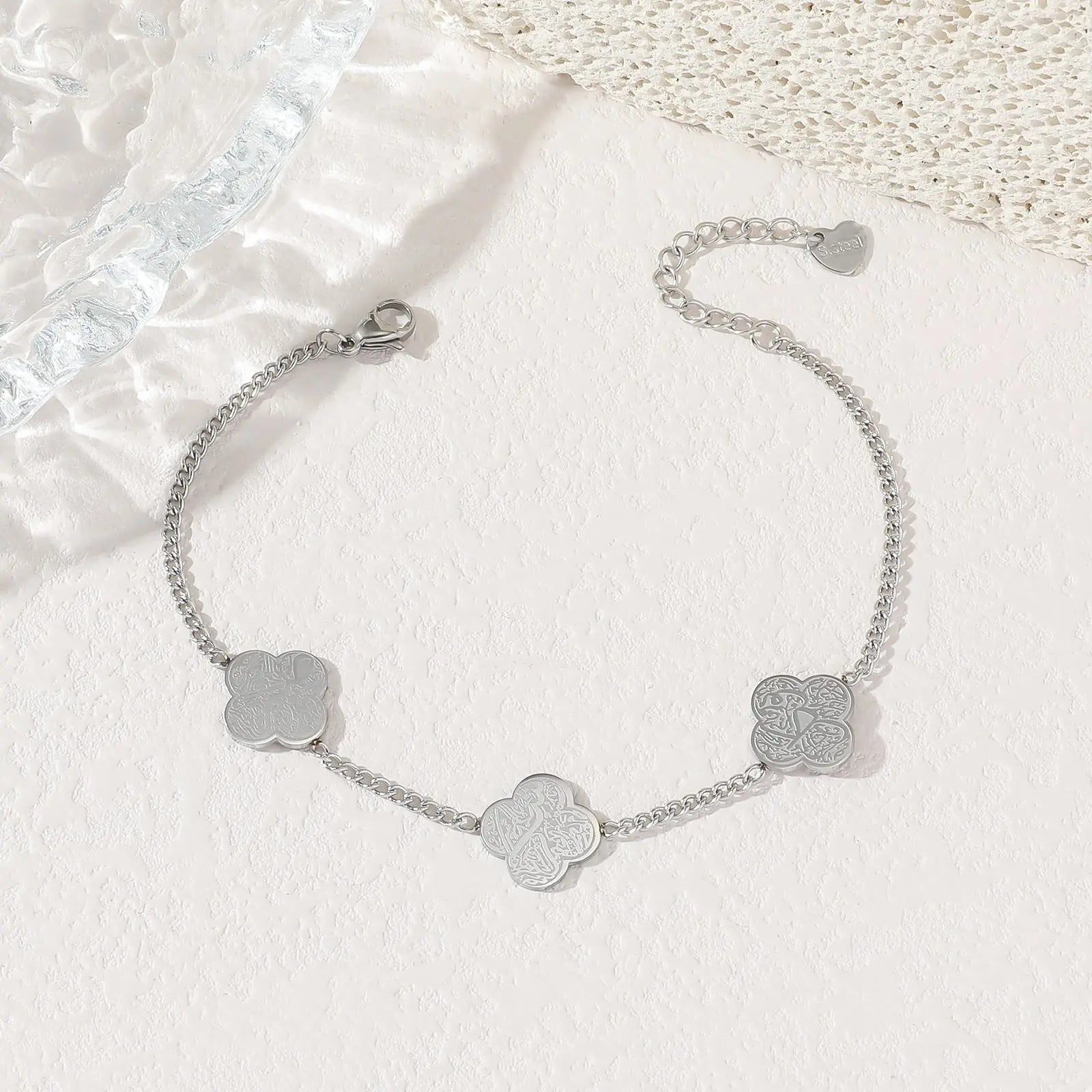 ✨ Bracelet Islamique Trio Trèfles – Gratitude • Patience • Confiance Maison Al Jawahir
