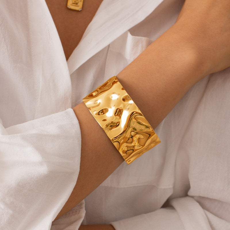 ✨ Bracelet Doré Large Ondulé – Bracelet Jonc Large Maison Al Jawahir